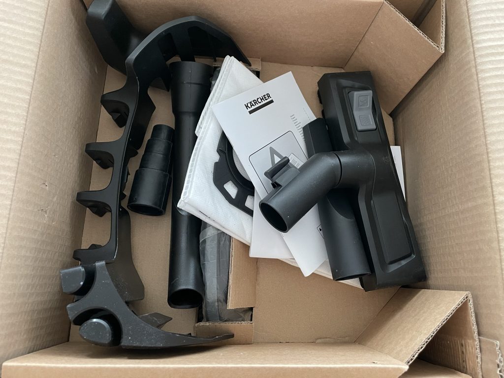 Kärcher WD 6 P S V-30622T Nasssauger Zubehörpaket im Karton
