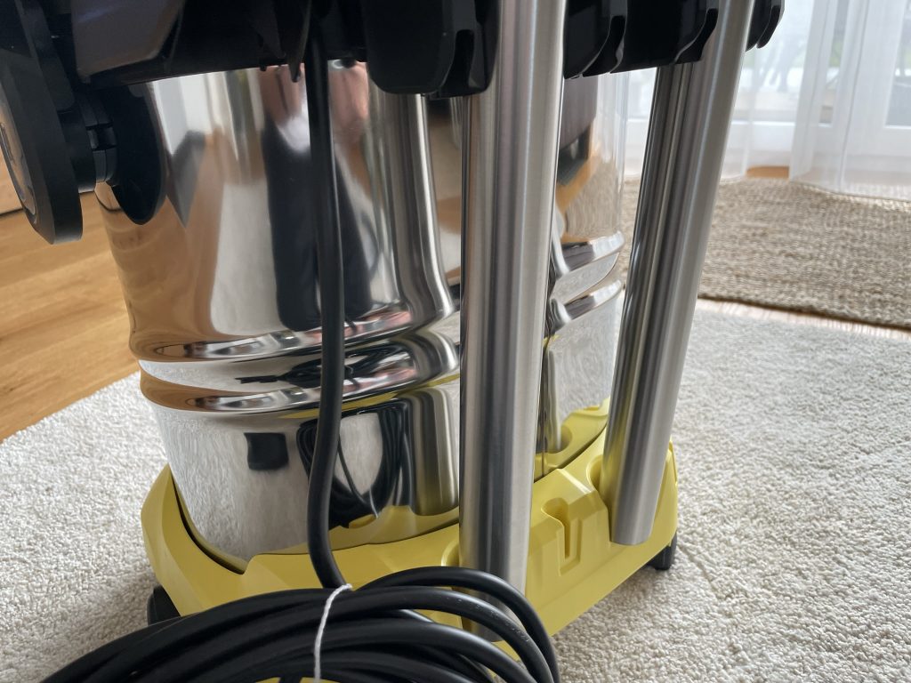 Kärcher WD 6 P S V-30622T Nasssauger platziertes Zubehör