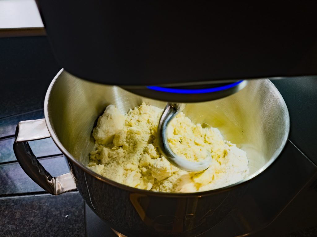 GRAEF MYestro Küchenmaschine knetet Teig
