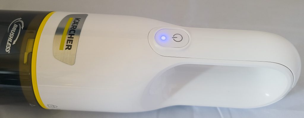 Kärcher CVH 2 Premium Handstaubsauger eingeschaltet