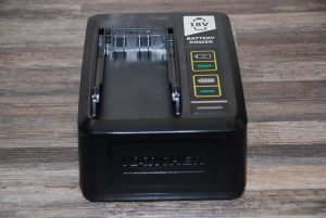 Kärcher LTR 18-30 Akku-Rasentrimmer Ladegerät