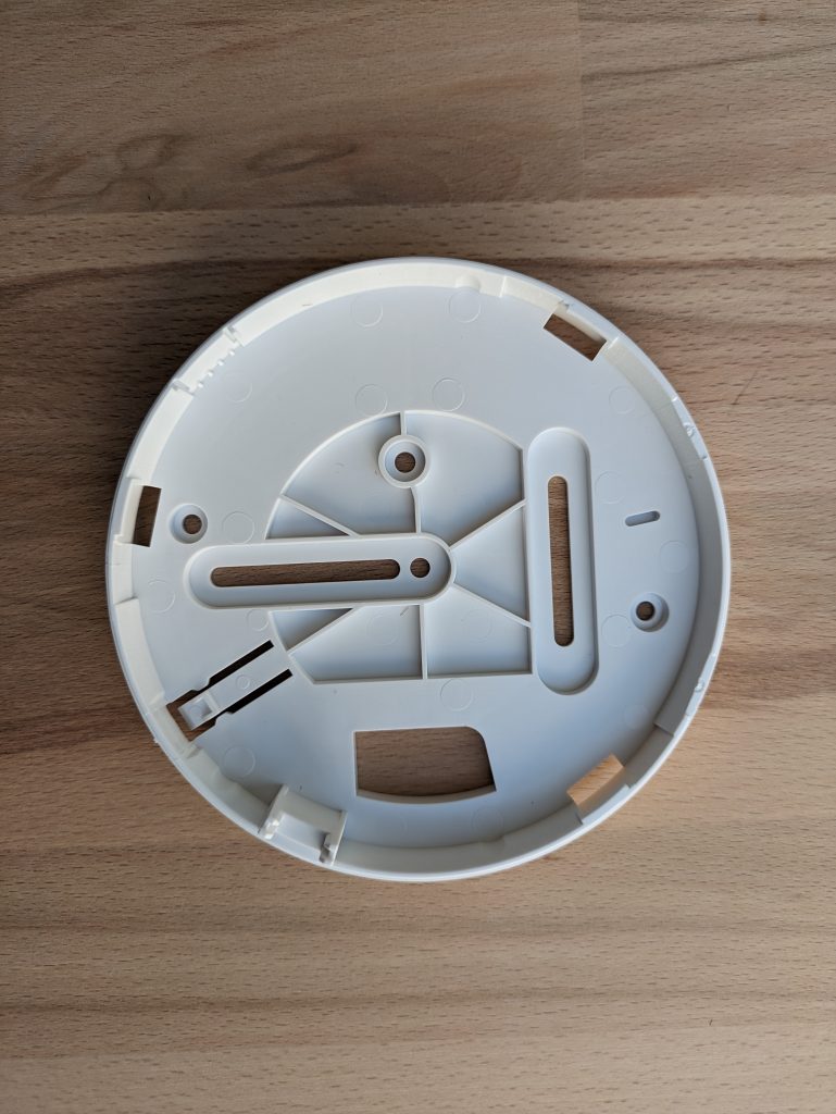 Halterung des Ei Electronics Ei650 Rauchmelders