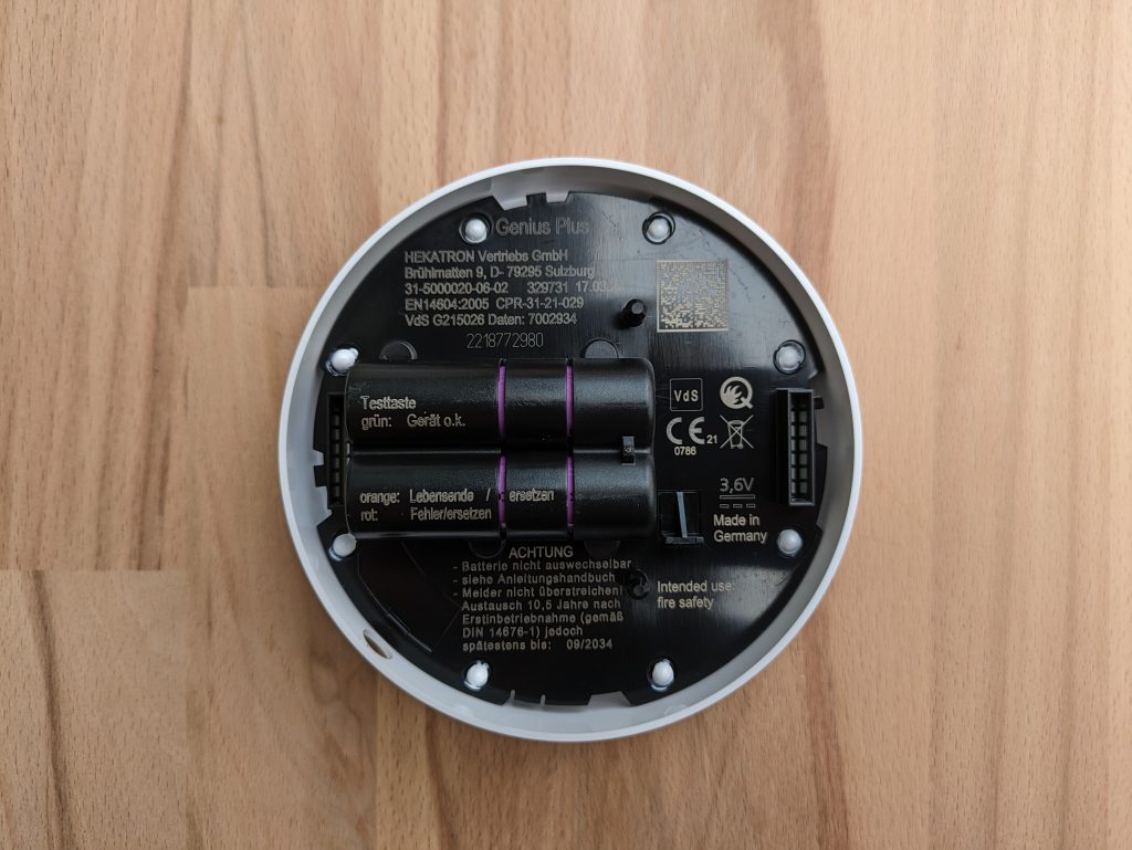 Hekatron Genius Plus Rauchmelder von hinten