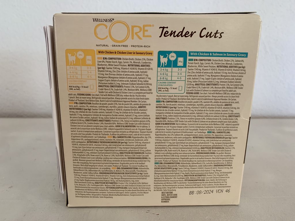 Wellness CORE Tender Cuts Chicken Selection Multipack Katzenfutter Verpackung von hinten