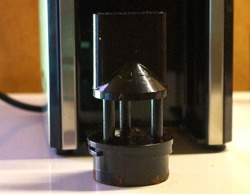DeLonghi KG 89 herausnehmbares Mahlwerk zwecks Reinigung