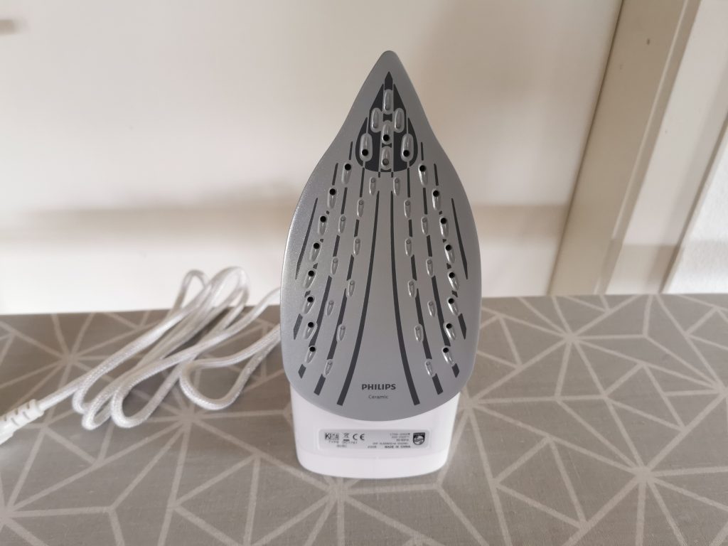 Philips EasySpeed Dampfbügeleisen Sohle