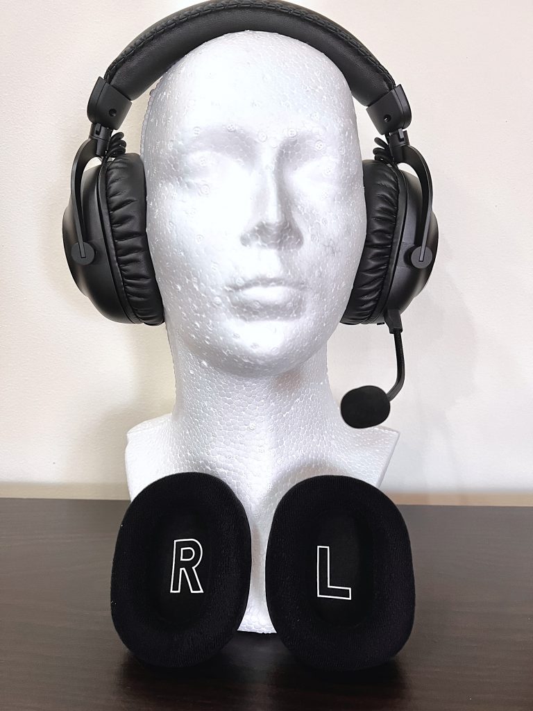 Logitech G PRO X 2 Lightspeed Frontansicht mit Austauschpolstern