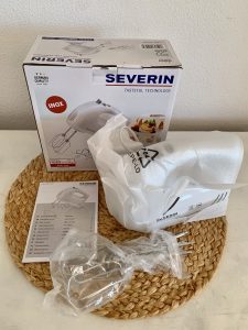 Severin HM 3820 Handmixer ausgepackt mit Zubehör