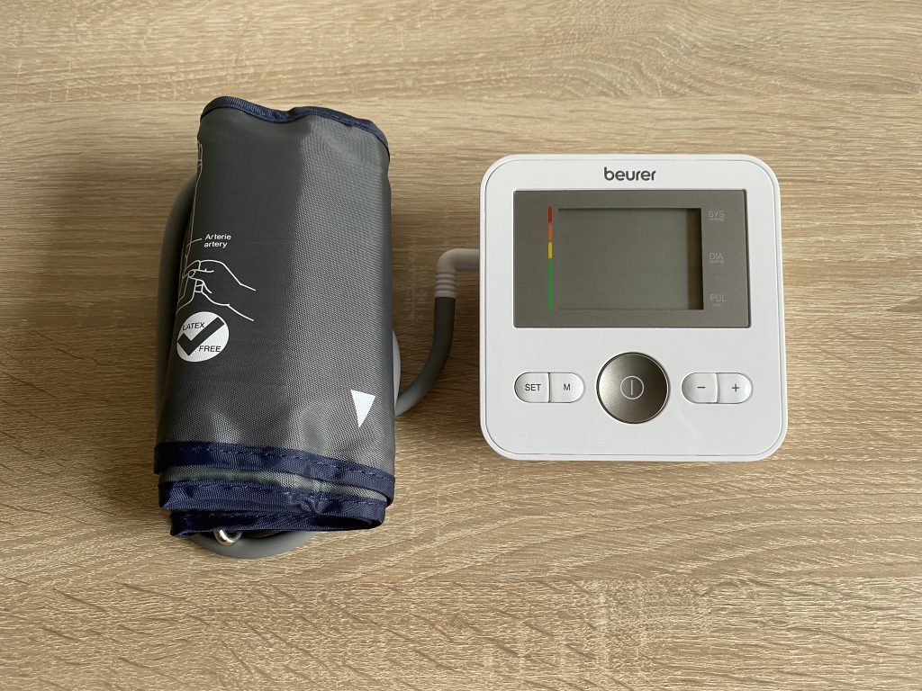Die 10 besten Oberarm-Blutdruckmessgeräte im Test inklusive Testsieger [jahr]