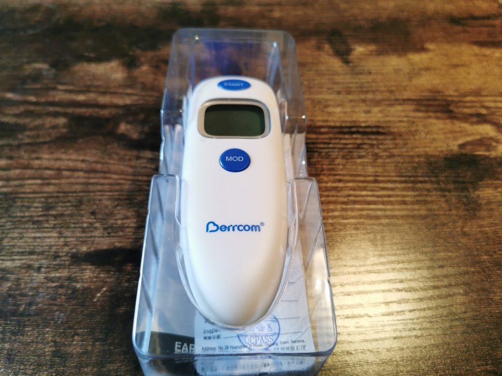 Berrcom ET003 Ohrthermometer ausgepackt