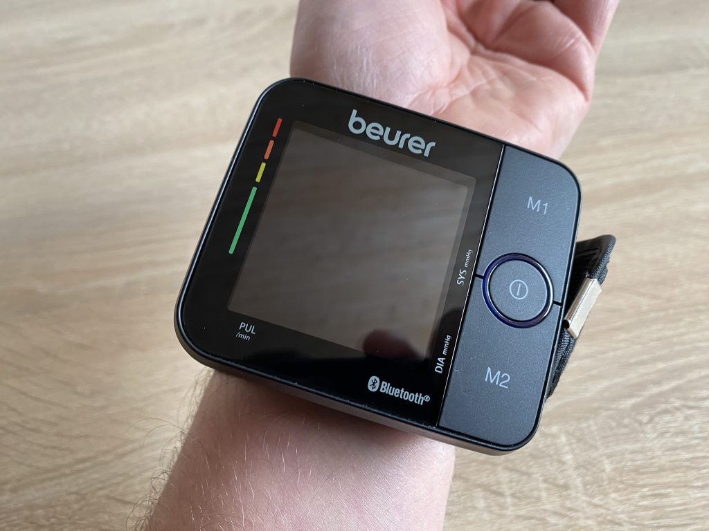 Beurer BC 54 Handgelenk-Blutdruckmessgerät am Handgelenk