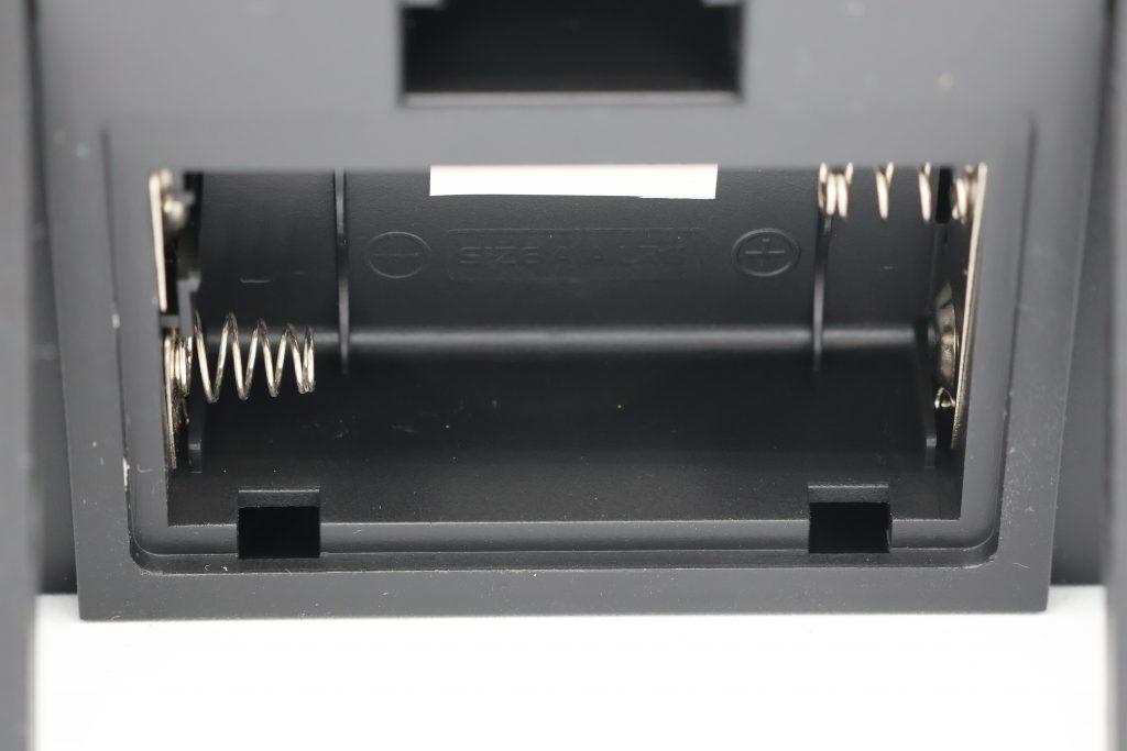 Newentor FJ 3378 Wetterstation Batteriefach