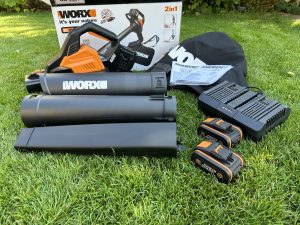 WORX WG583E Laubsauger Verpackungsinhalt mit Akkus und Ladegerät unmontiert-2