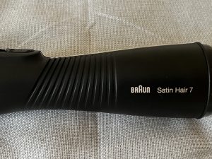 Braun Satin Hair 7 Lockenstab Detail Griff