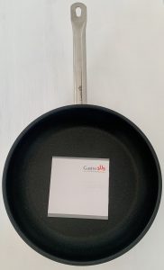 GastroSUS Industar Diamas Pro Pfanne mit Bedienungsanleitung