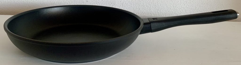 ZWILLING Madura Plus Pfanne Seitenansicht
