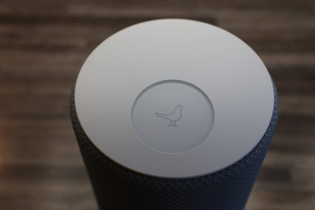 Libratone Zipp 2 Bluetooth-Lautsprecher Knopf