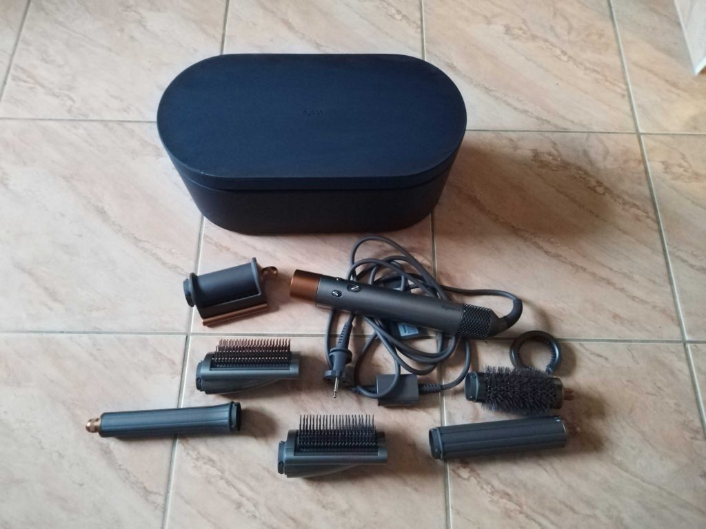Dyson Airwrap Haartrockner, Lieferumfang komplett