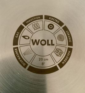 Woll Concept beschichtete Pfanne Nahaufnahme Verbaucherhinweise auf dem Pfannenboden