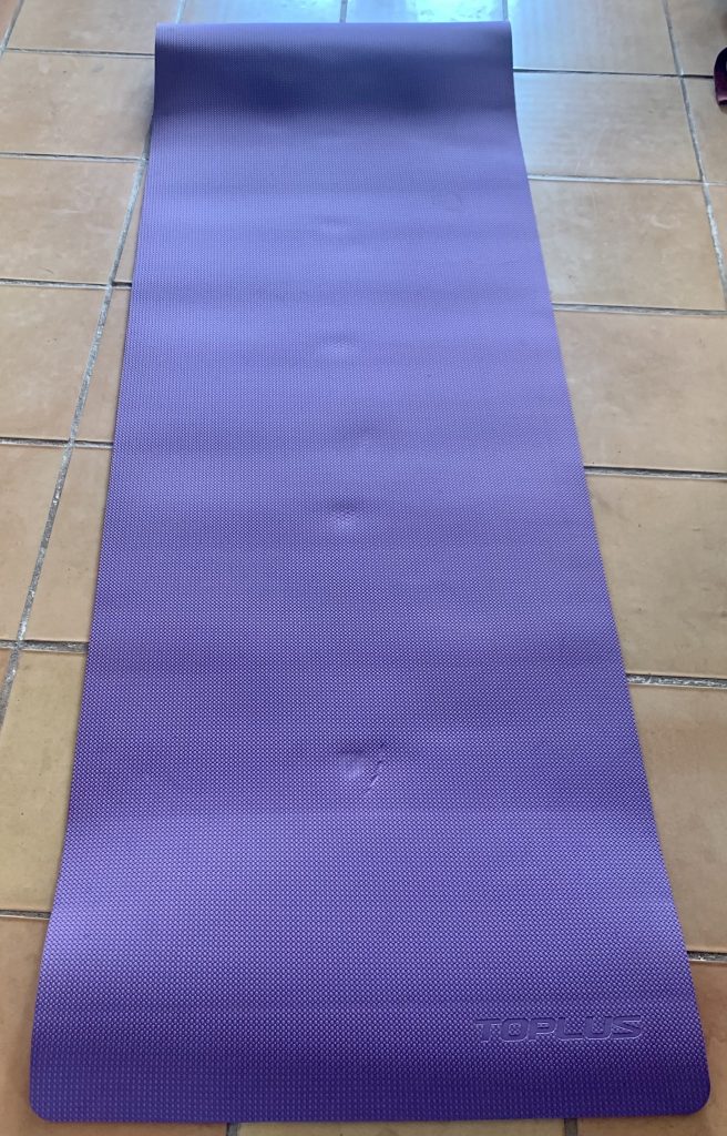 TOPLUS Gymnastikmatte ausgerollt