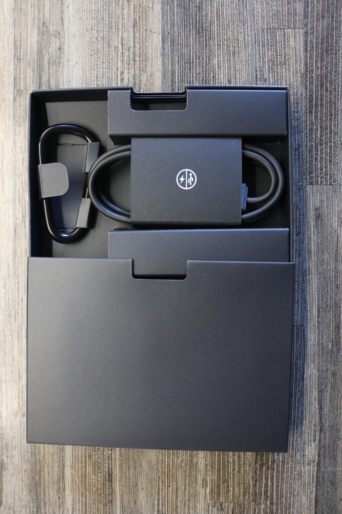 Beats Solo 3 Bluetooth-Kopfhörer Unboxing Zubehör
