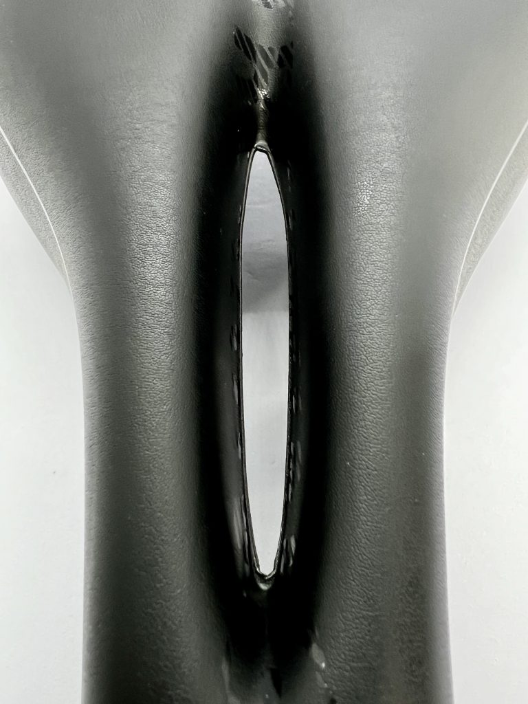 AARON AA-1007-01 Fahrradsattel Aussparung