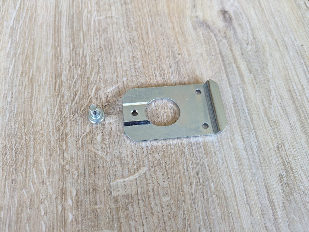Montageplatte der Reolink Duo 3 PoE M81L Überwachungskamera