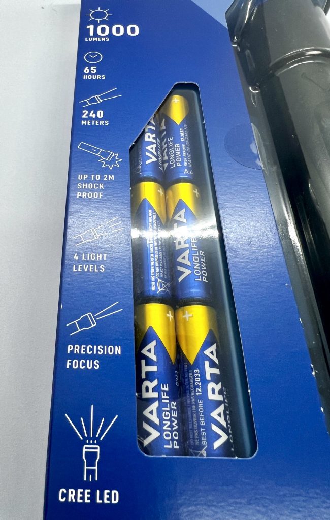 VARTA F40 NIGHT CUTTER Taschenlampe Batterien