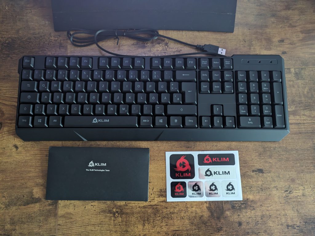 Lieferumfang der KLIM Chroma Gaming-Tastatur