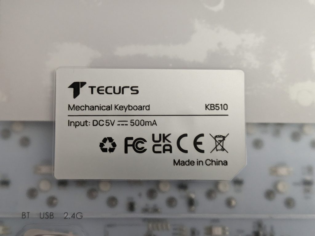 Typschild der TECURS KB510 Gaming-Tastatur