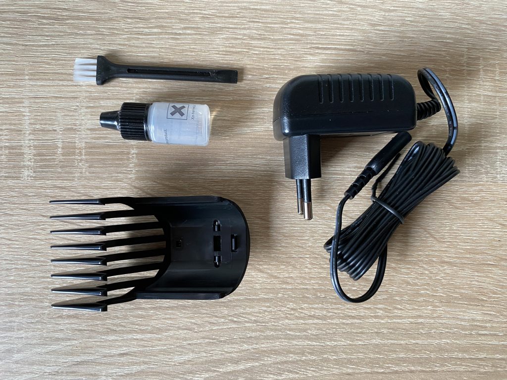 Grundig MC 6840 Haarschneider Zubehör