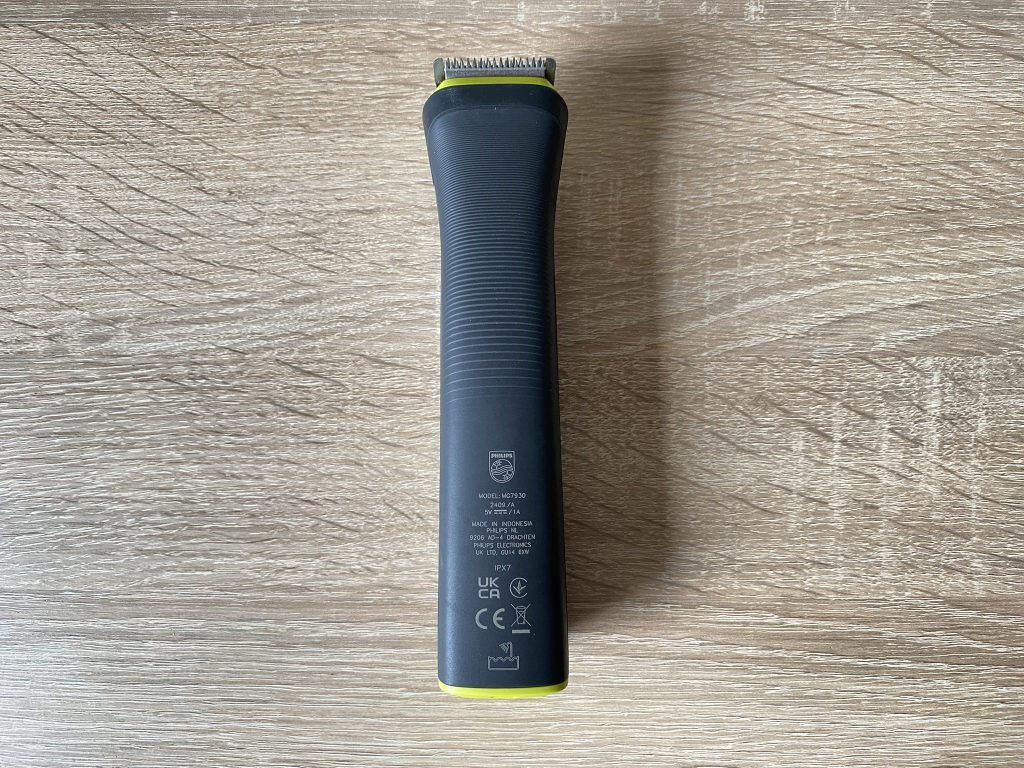 Philips Series 7000 All-in-One-Trimmer Haarschneider Unterseite