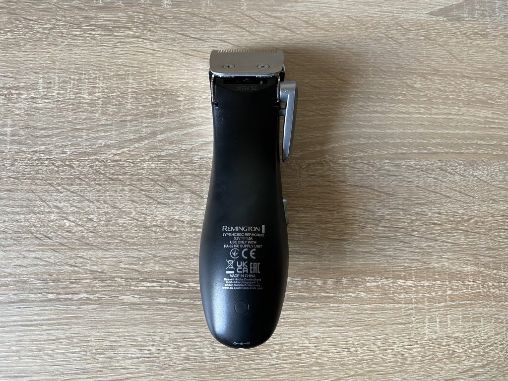 Remington HC363C Professional Haarschneider Unterseite