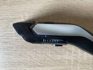 Grundig MC 6840 Haarschneider Kammaufsatz zwei auf niedrigste Schnittstufe
