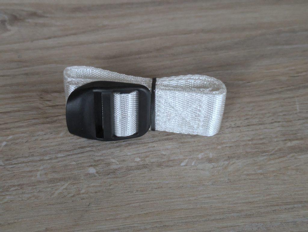 Zweiter Montagegurt der Reolink Argus 4 Pro+ Überwachungskamera
