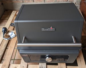 Char-Broil Evolve Electric E-Power Elektrogrill Oberteil ausgepackt