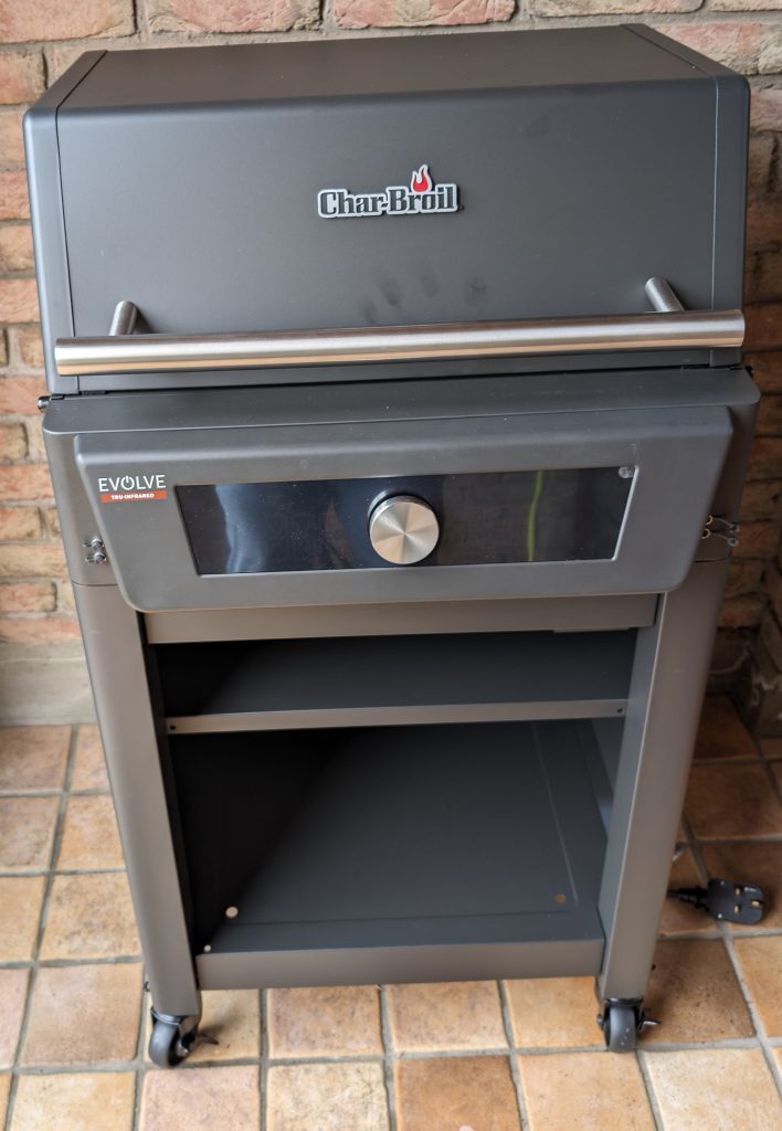 Char-Broil Evolve Electric E-Power Elektrogrill aufgebaut