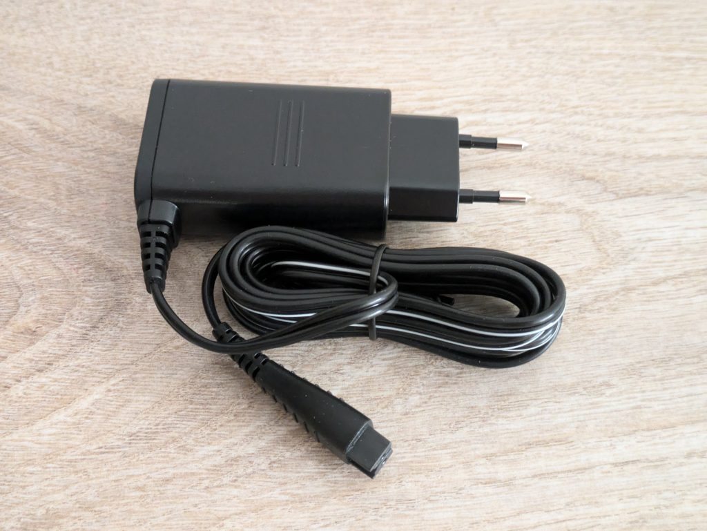 Netzteil des Panasonic ES-LV67A803 Rasierers