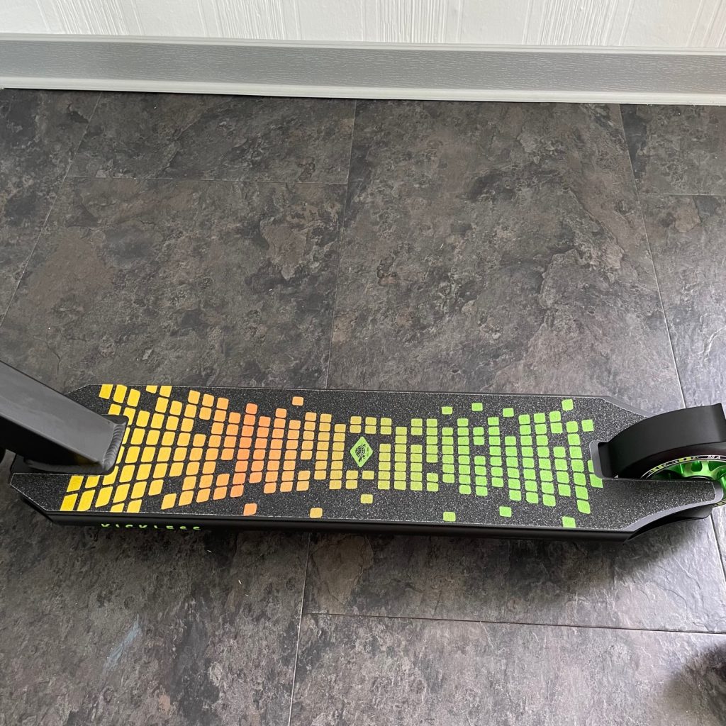 Stunt-Scooter Kickless 510432 von Schildkröt Deck