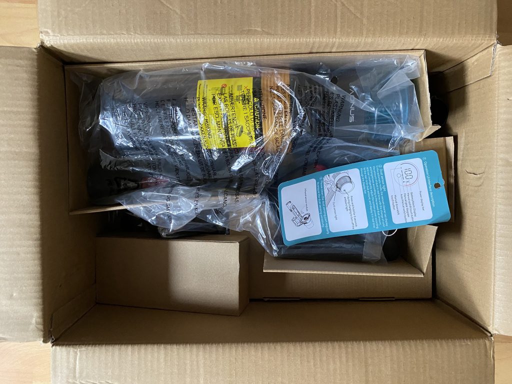 Aonus A9 Max Akku-Staubsauger in der Verpackung 2