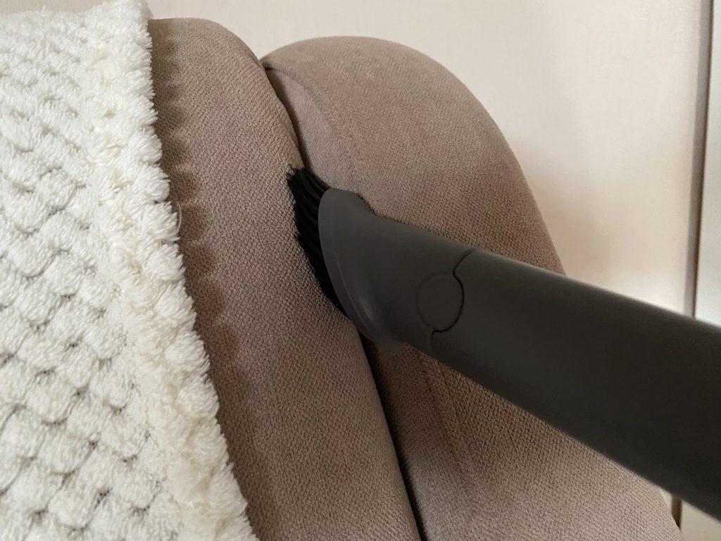 Dreame R20 Akku-Staubsauger Saugen mit Fugendüse