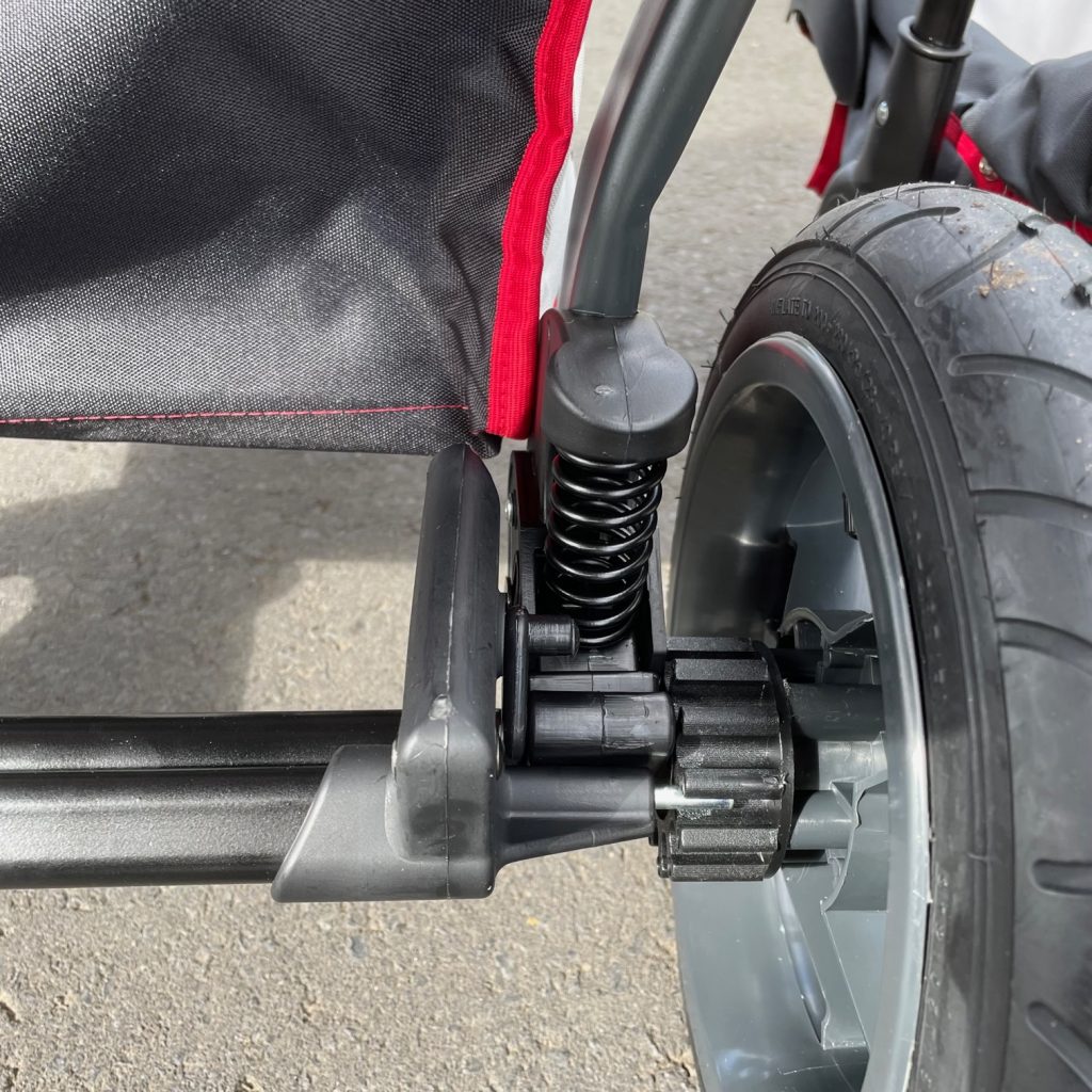 Bergsteiger Kinderwagen Babywagen Capri 3in1 Fußbremse