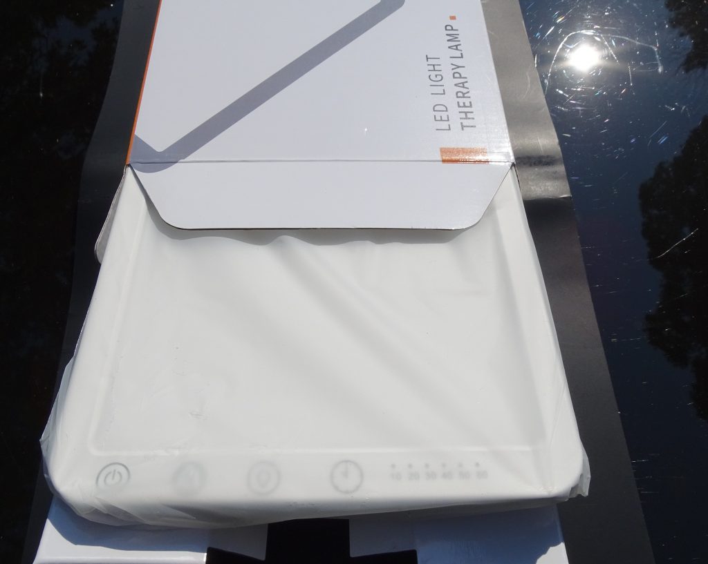 Sotipevs-Tageslichtlampe Verpackung geöffnet