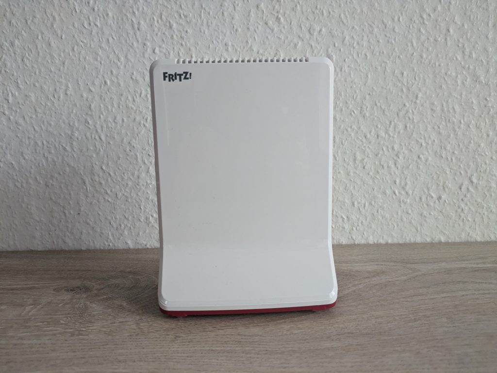 AVM FRITZ!Repeater 6000 WLAN-Repeater von Links