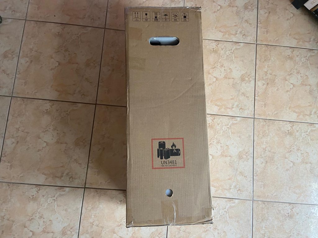 Verpackung des Roborock Flexi Pro Saugwischers (2)