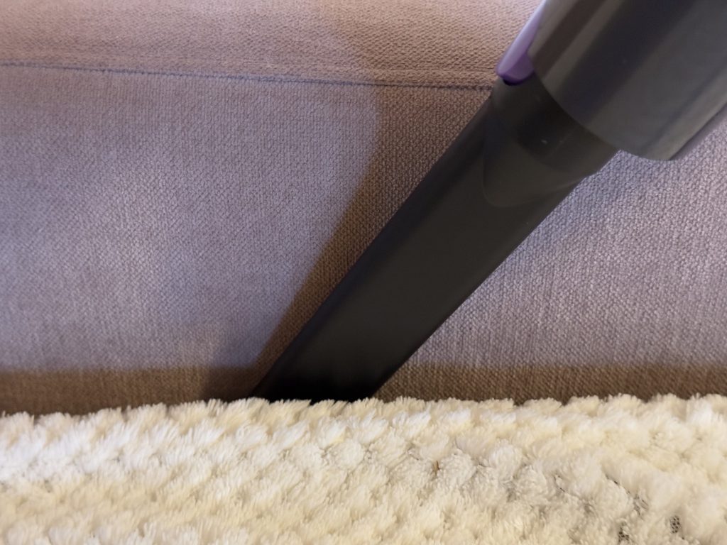 Vistefly V15s Max Akku-Staubsauger Saugen mit Fugendüse
