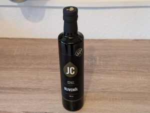 JC Natives Bio-Olivenöl extra Flasche Vollansicht