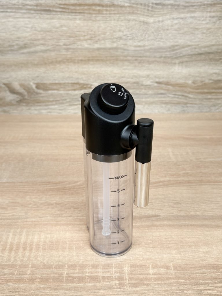 De'Longhi Magnifica Evo Next ECAM 310.60.B Kaffeevollautomat Milchbehälter
