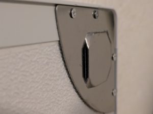 Aufhängung der Heidenfeld HF-HP 105 Infrarotheizung