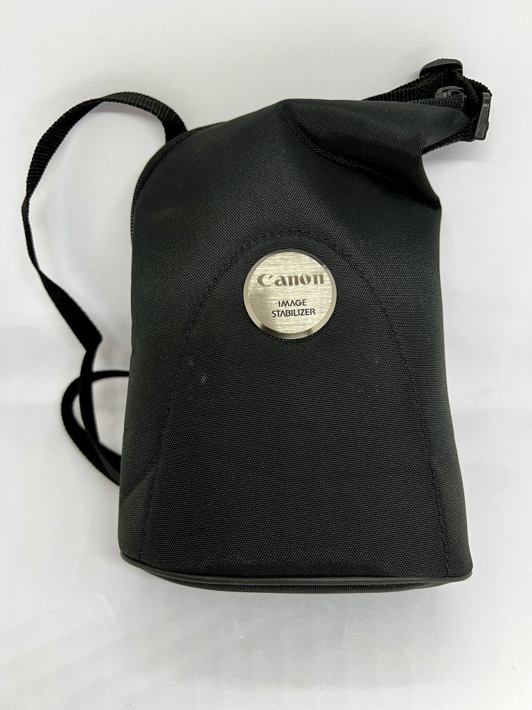 Canon 10x30 is II Fernglas in Tragetasche